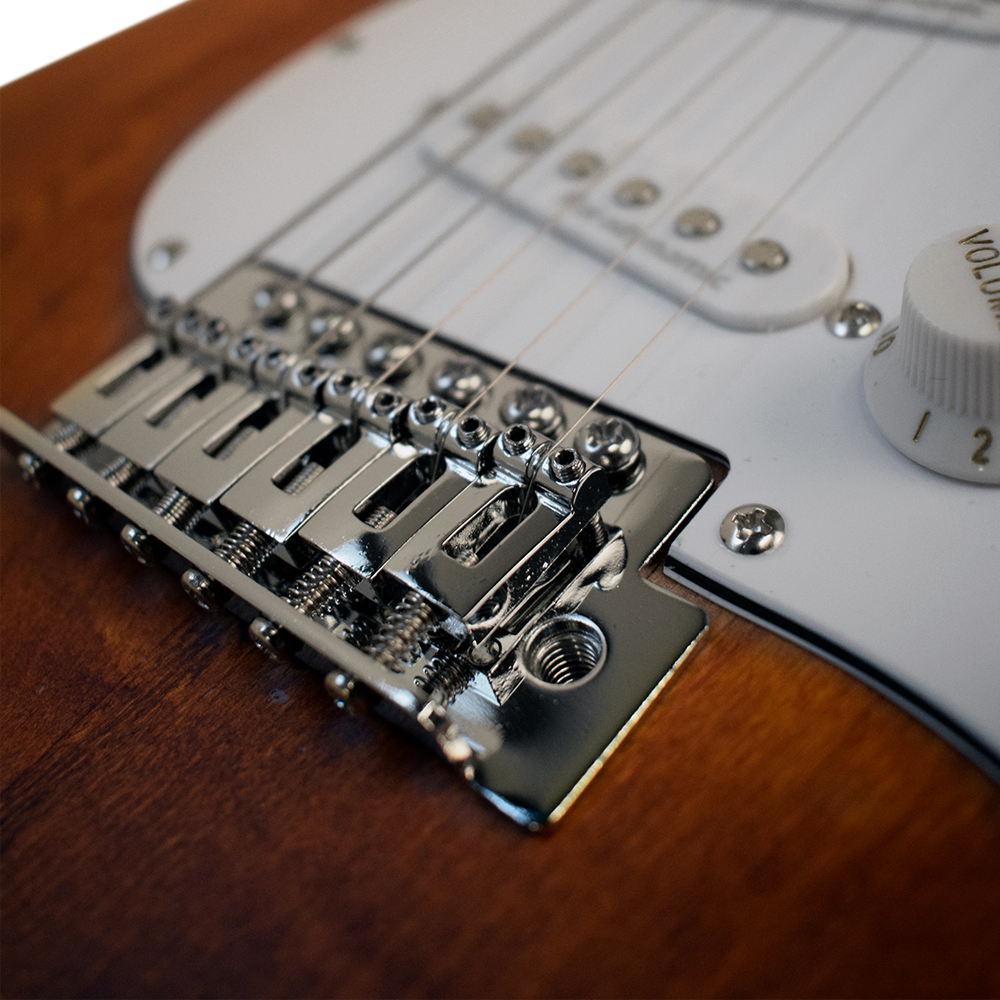 Newen Stratocaster Style Electric Guitar, White oak Wood
