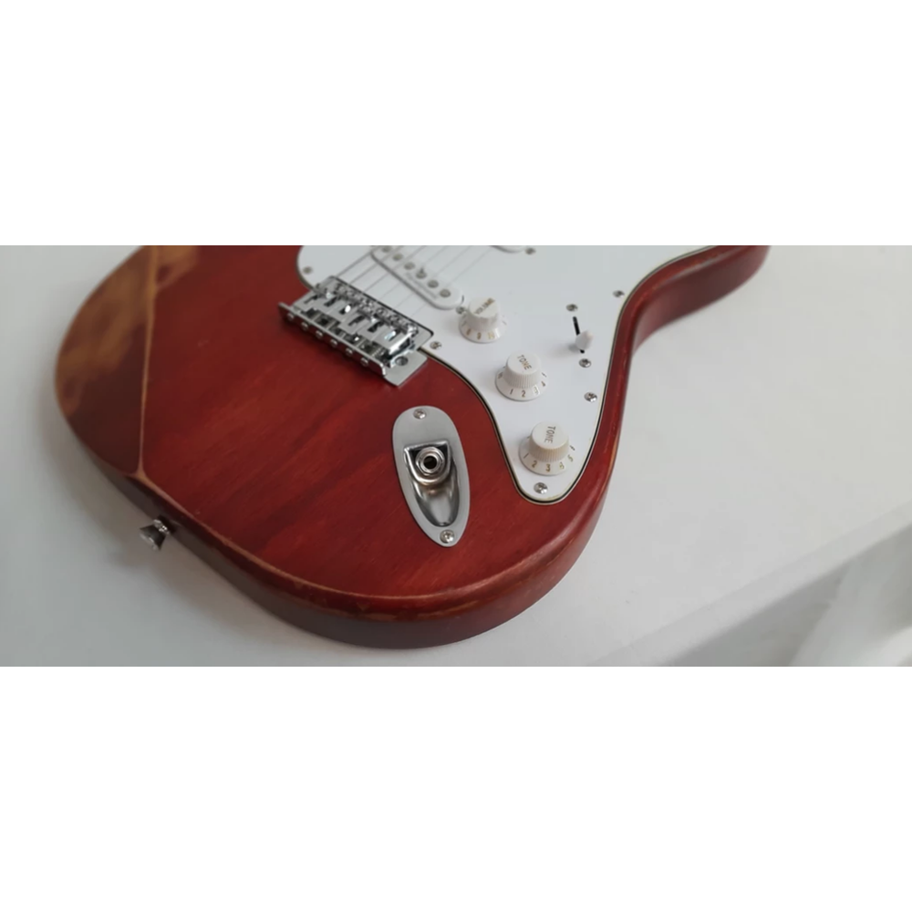Newen Relic Finish Stratocaster Electric Guitar White Oak Wood