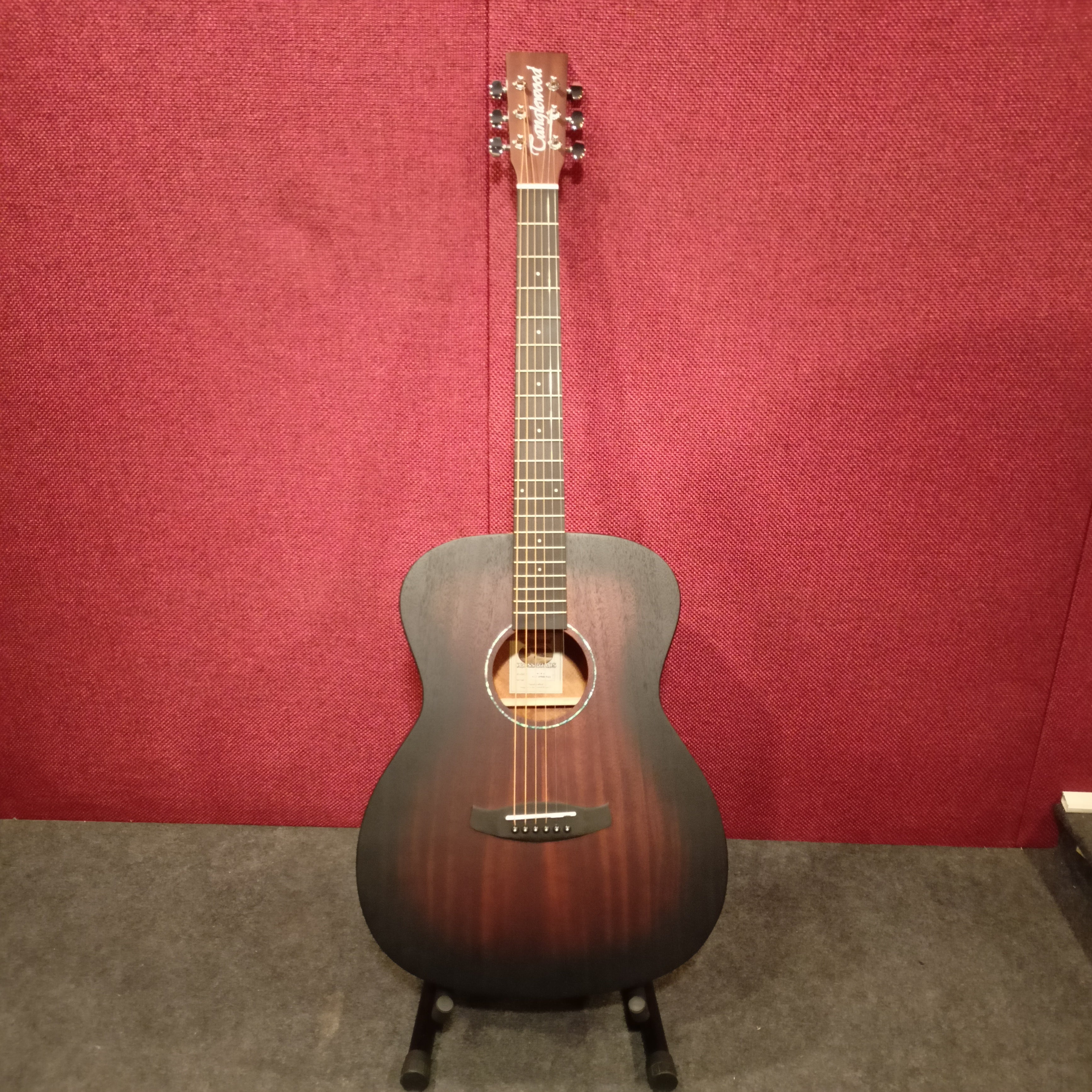 Tanglewood Crossroads TWCR O Acoustic Guitar, Orchestra, Whiskey Barrel Burst Satin Finish - B Stock