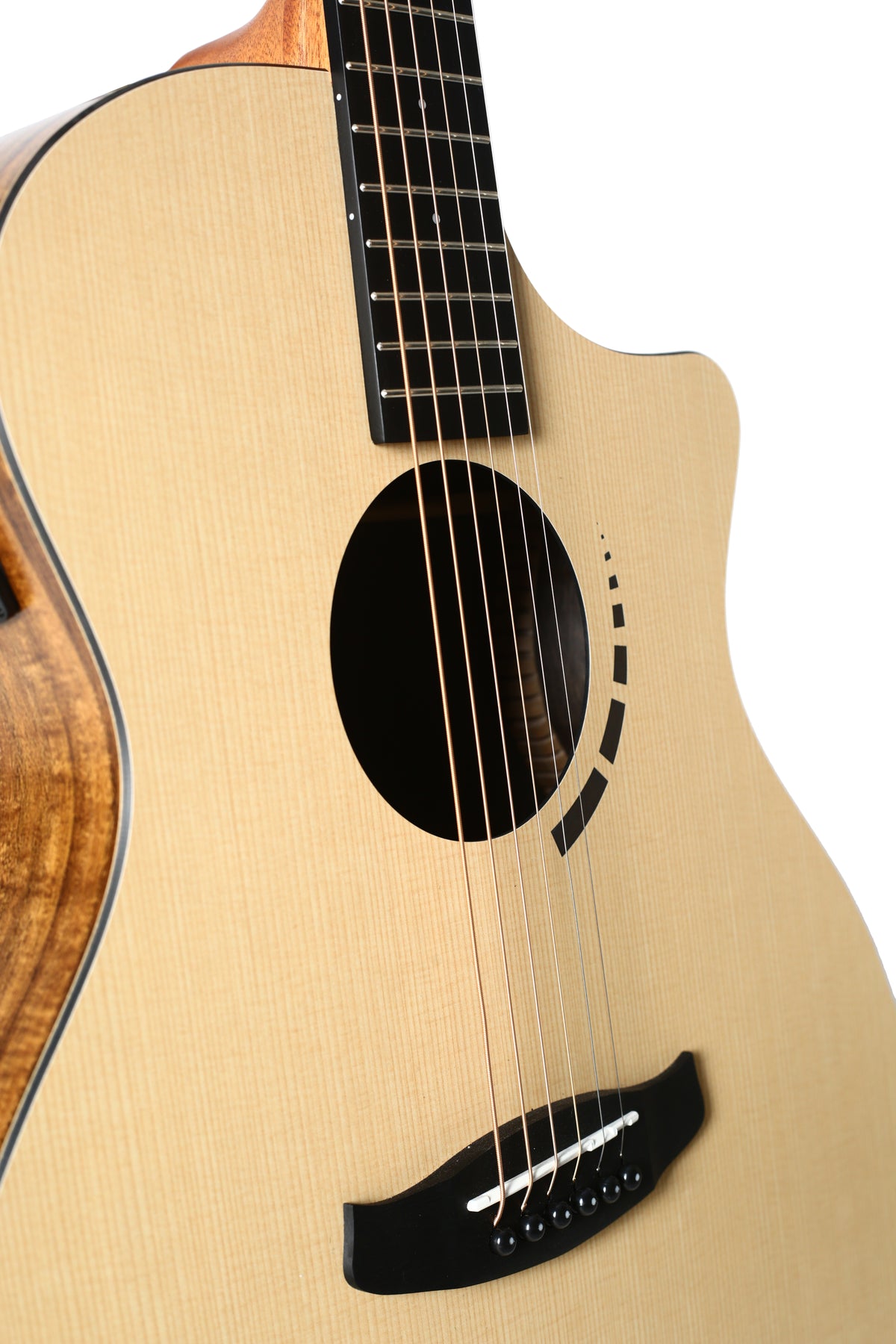 Tanglewood TM6CE Metropolitan HPL Spruce Auditorium Venetian Cutaway Semi Acoustic Guitar With bag.
