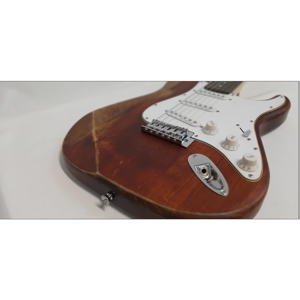 Newen Relic Finish Stratocaster Electric Guitar White Oak Wood 