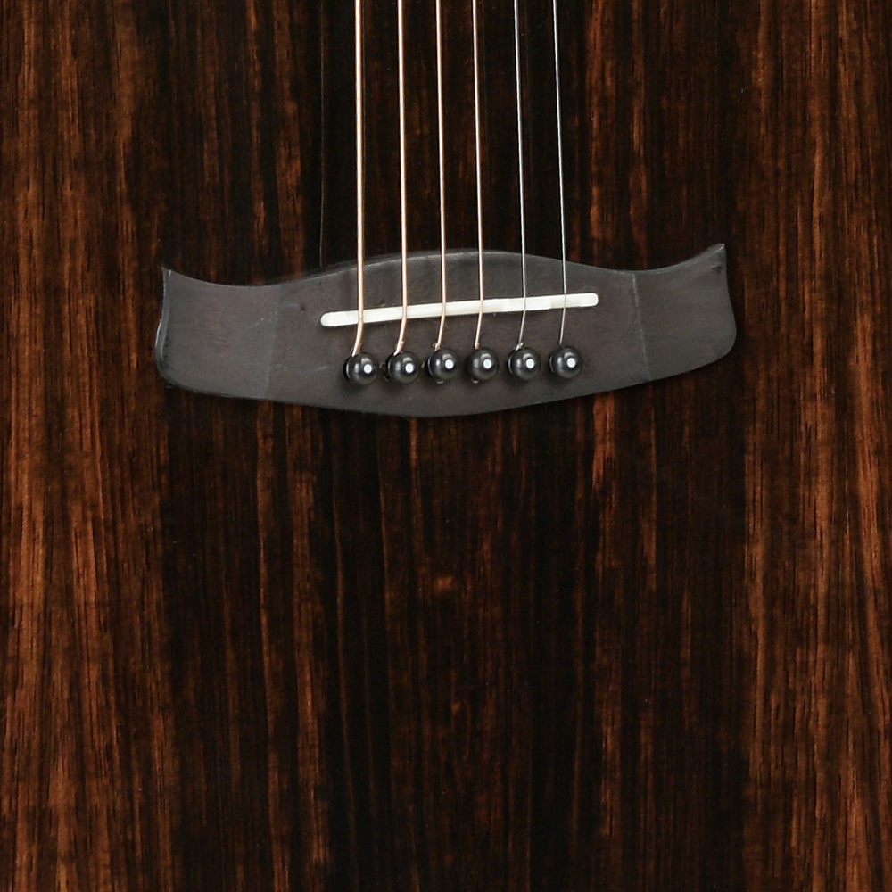 semi acoustic guitar
