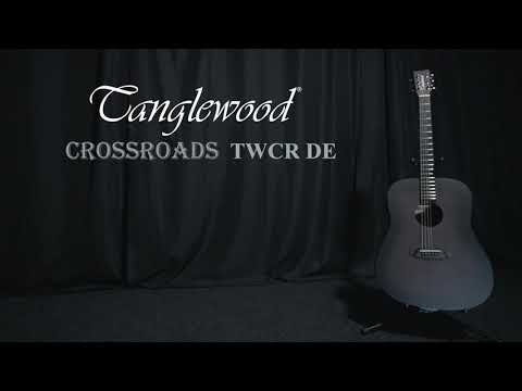 semi acoustic guitar